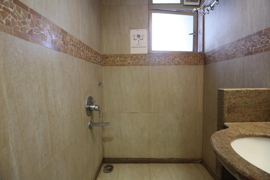 Hotel Samrat Мумбаи Номер фото