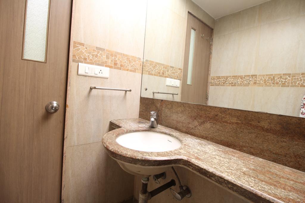 Hotel Samrat Мумбаи Номер фото