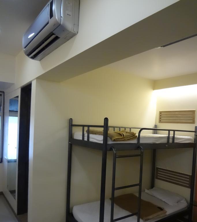 Hotel Samrat Мумбаи Номер фото